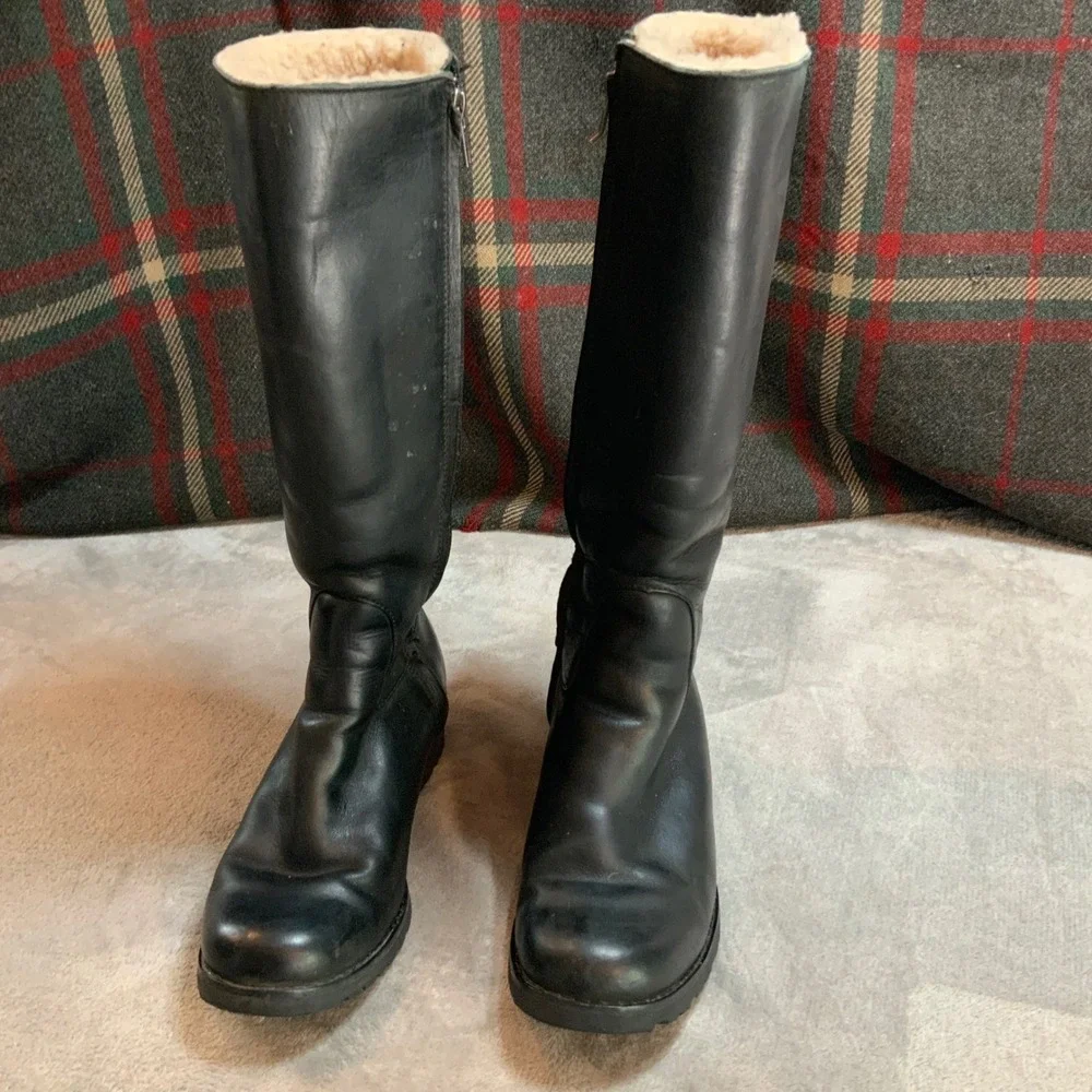 UGG Australia 1916 Black Leather Tall Knee High Shearling Lined Boots Womens 8